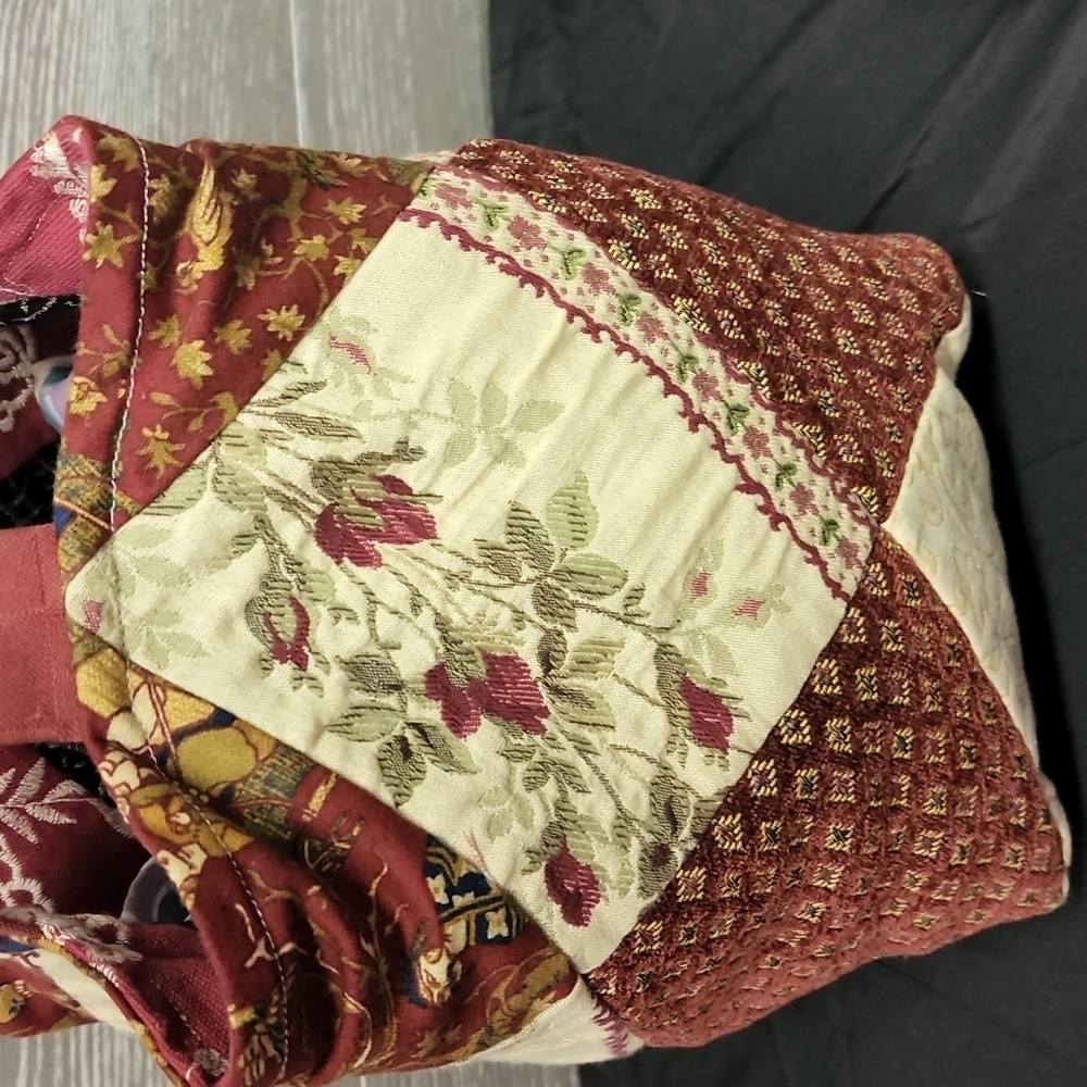 Unique Tulip Tripod Reversible Patch Work Washabl… - image 4